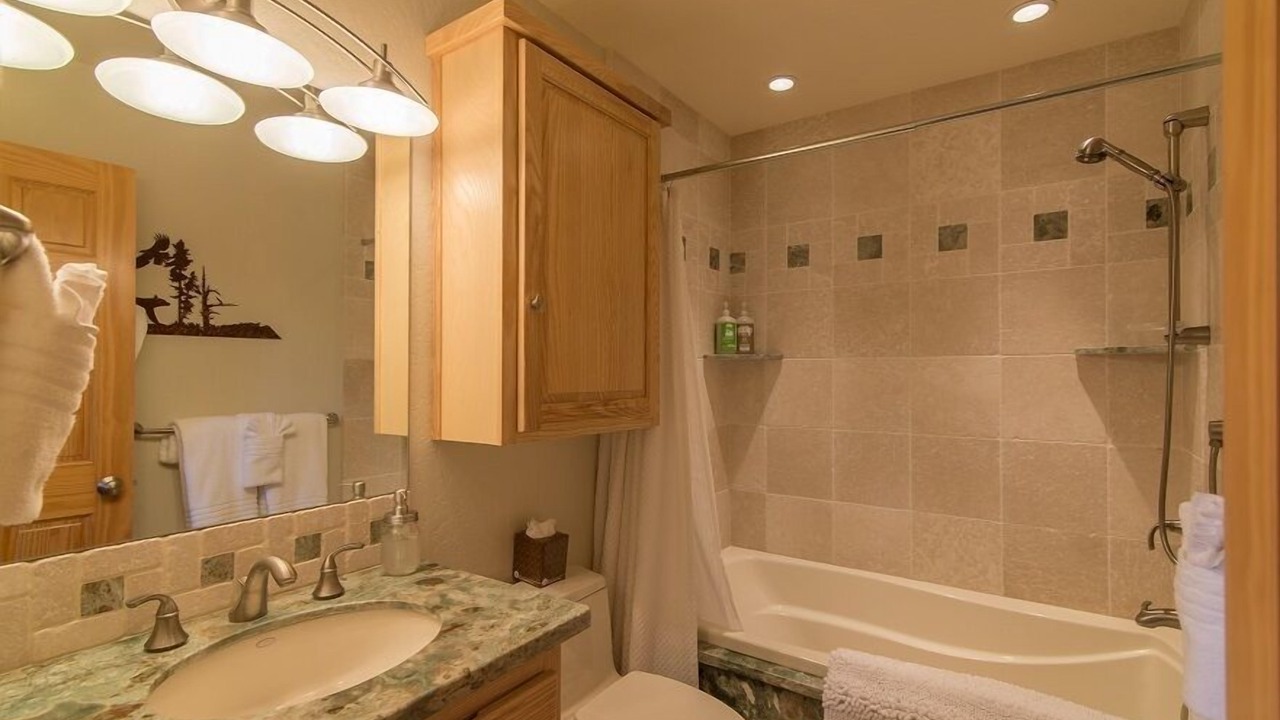 Photo of Bathroom in Alpine Meadows