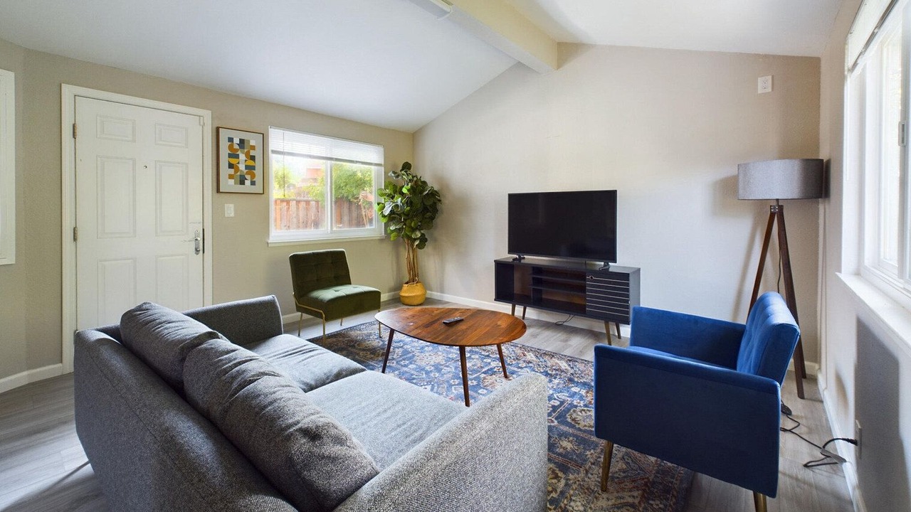 Photo of Livingroom in South San Jose
