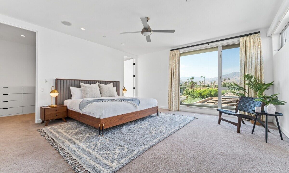 Photo of Bedroom in Canyon Corridor