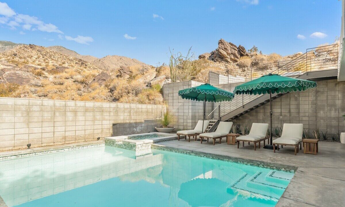 Photo of Outdoor in Canyon Corridor