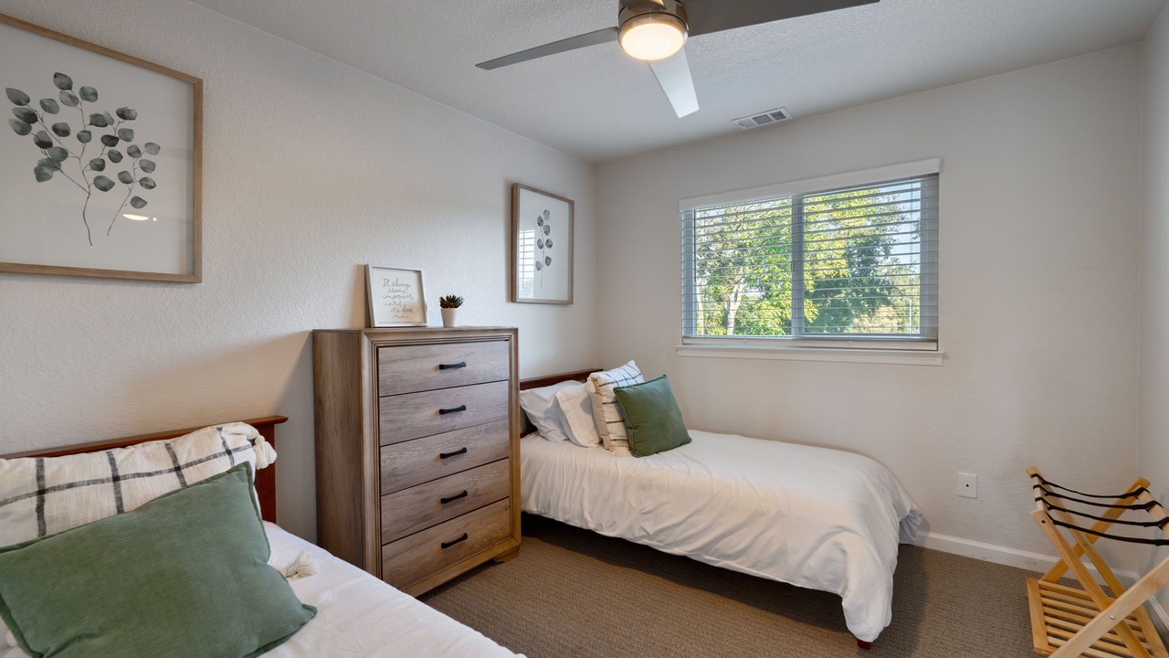Photo of Bedroom in Orangevale