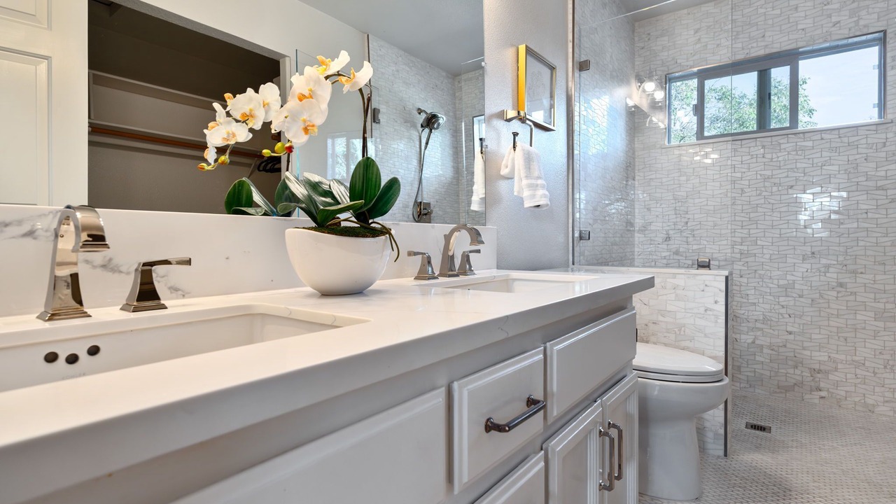 Photo of Bathroom in Orangevale