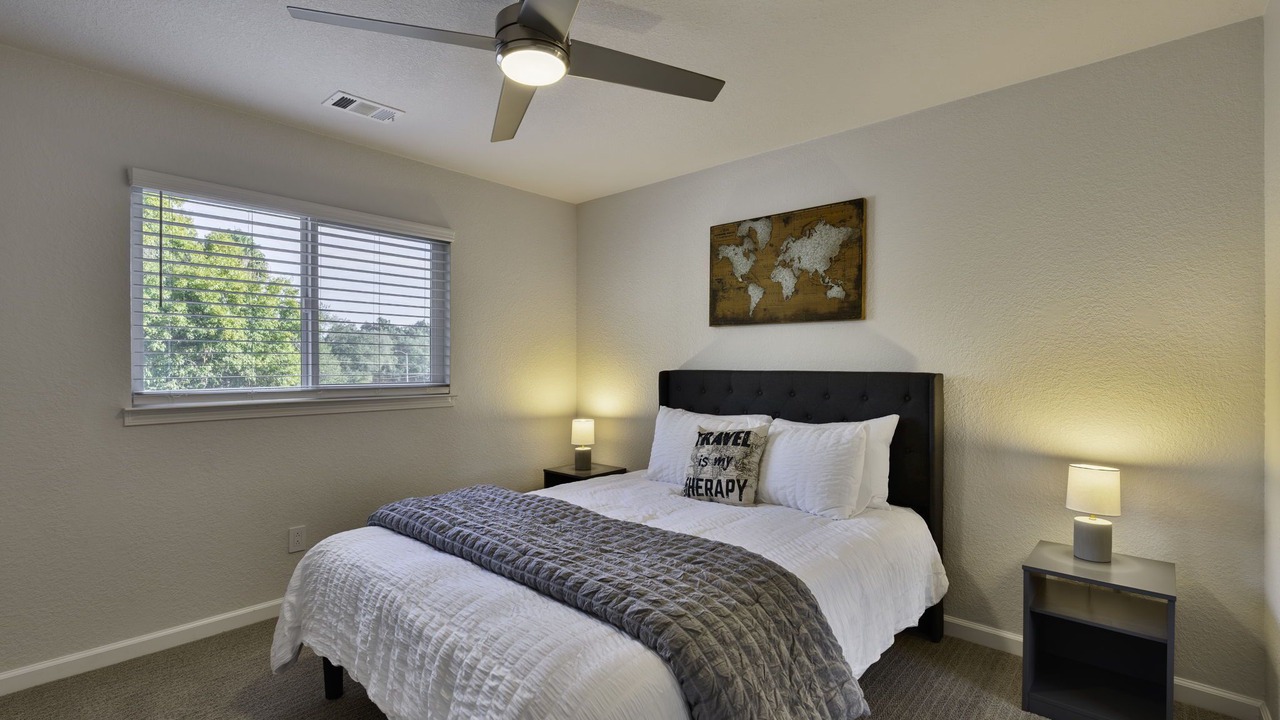 Photo of Bedroom in Orangevale