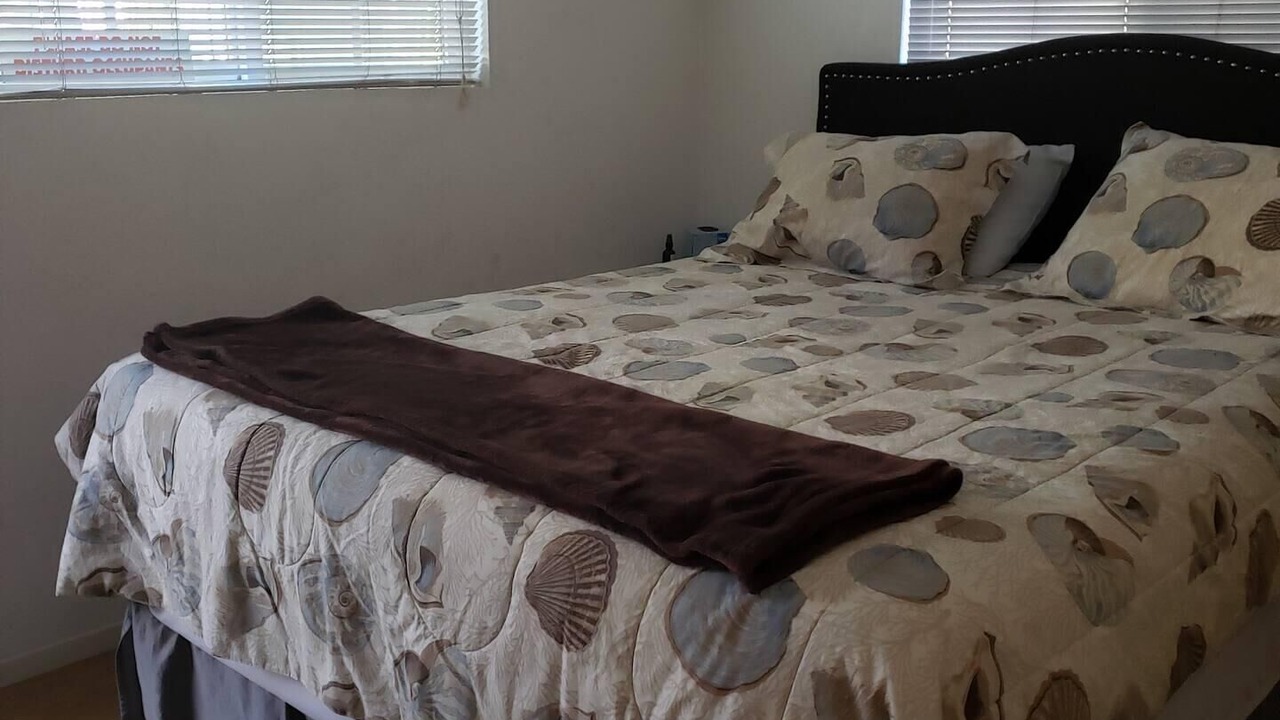 Photo of Bedroom in Mission Beach