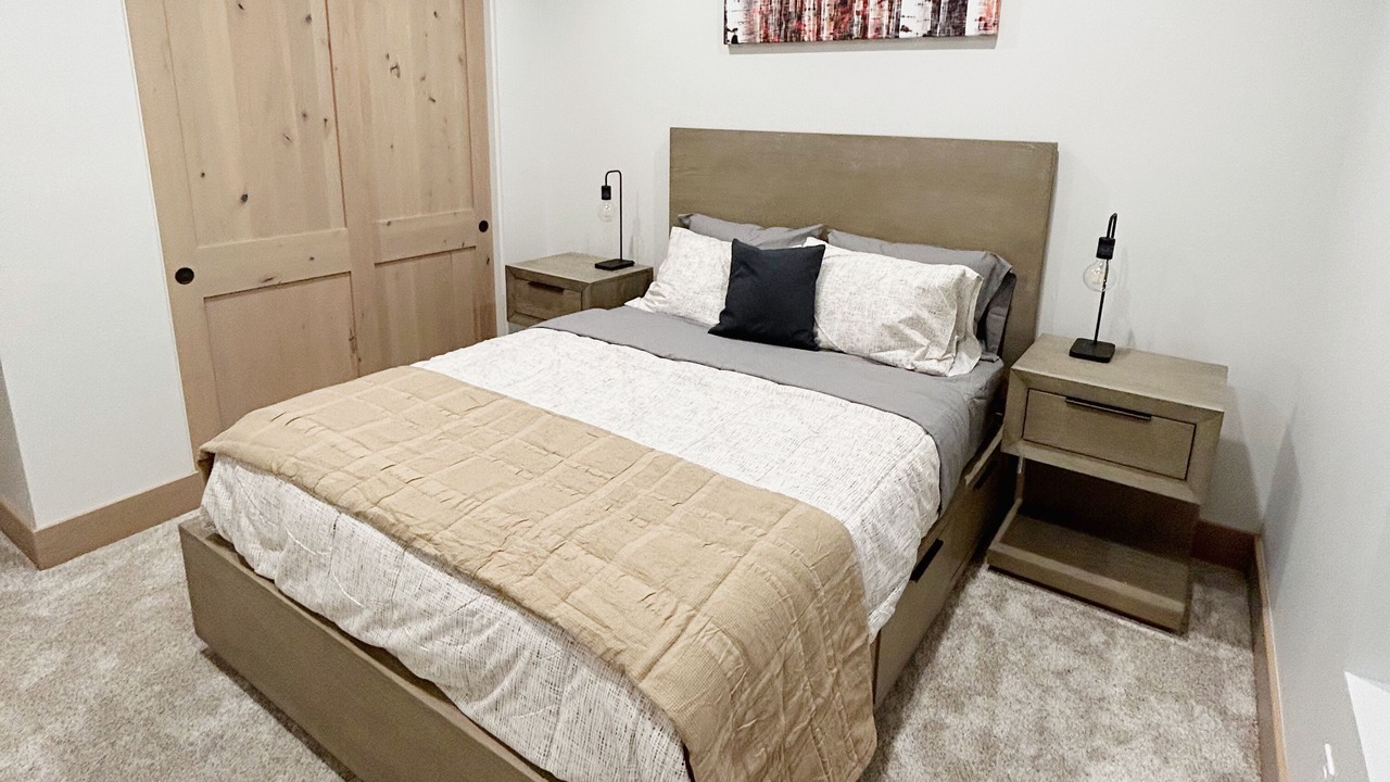 Photo of Bedroom in Serene Lakes