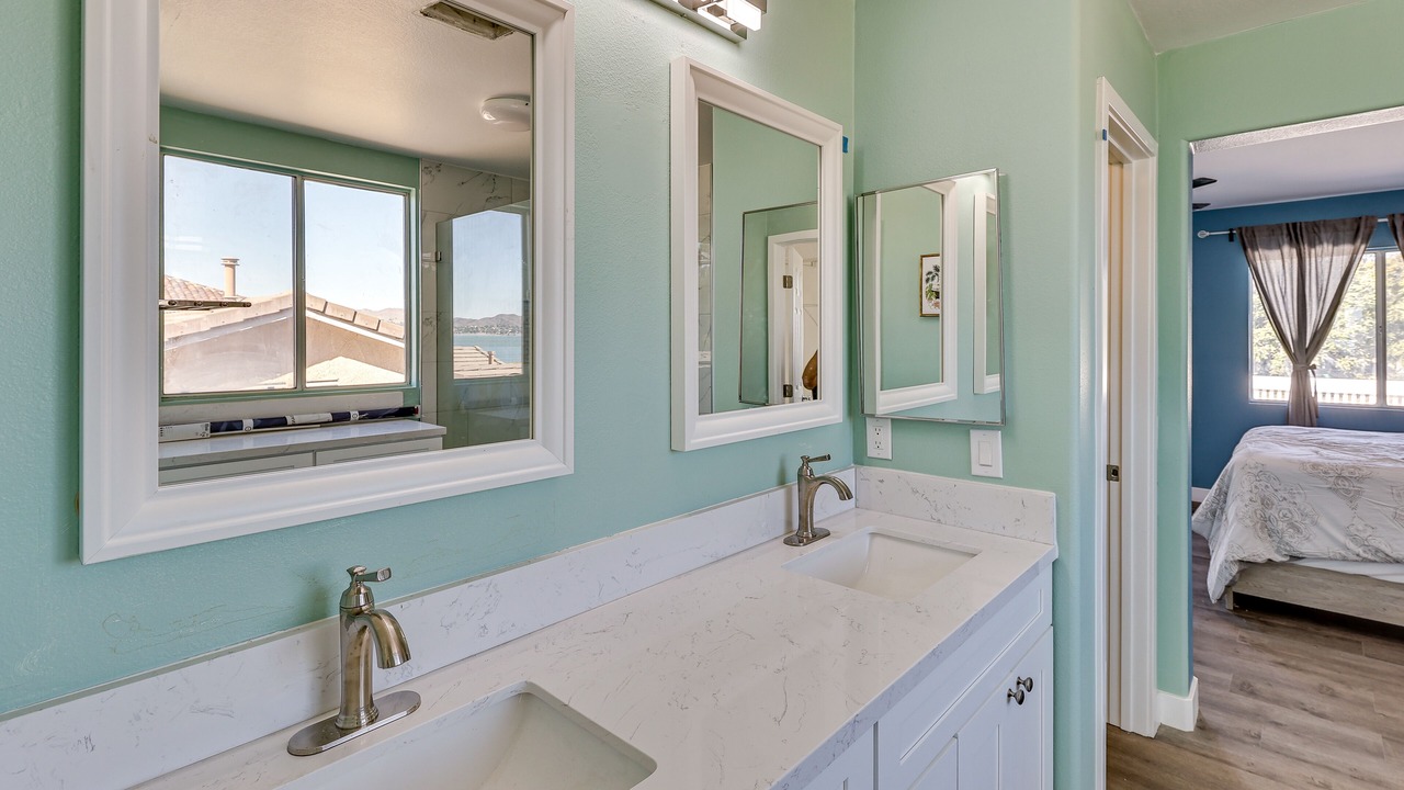 Photo of Bathroom in Lake Elsinore