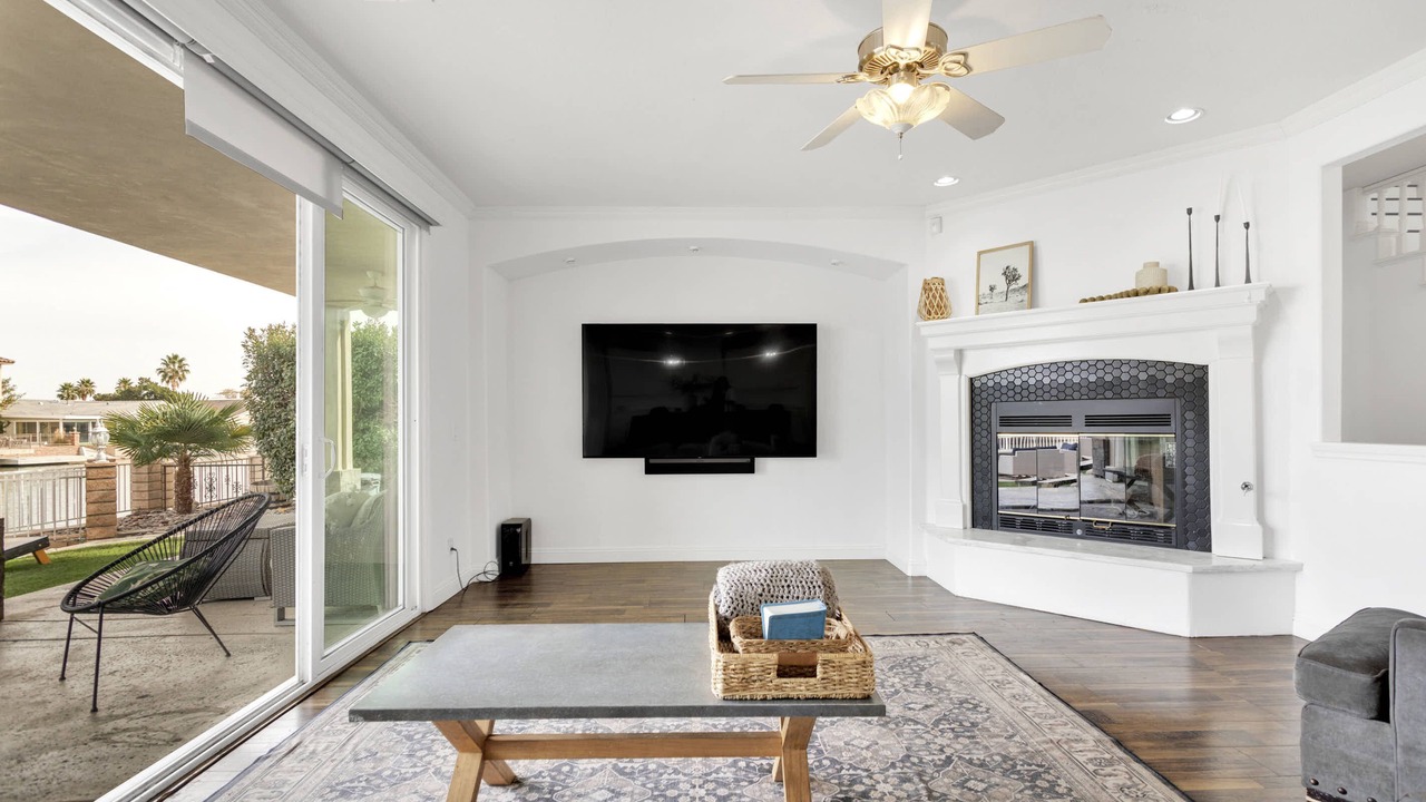 Photo of Livingroom in Victorville