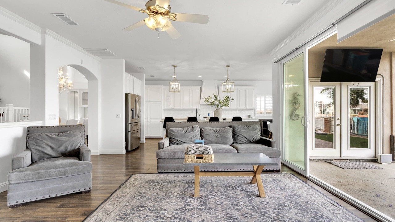 Photo of Livingroom in Victorville