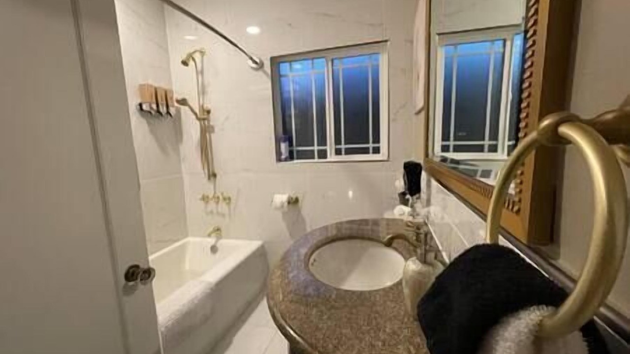 Photo of Bathroom in Oakland