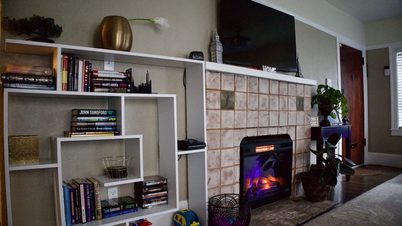 Photo of Livingroom in Oakland