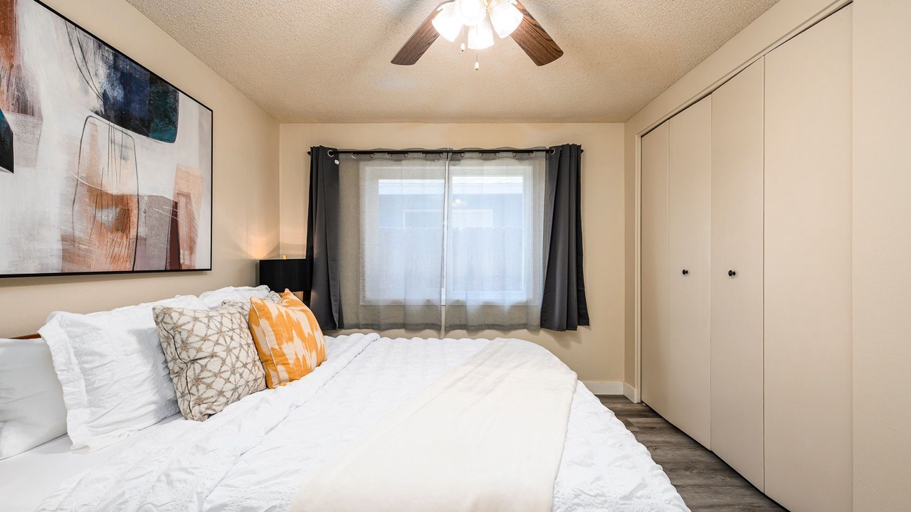 Photo of Bedroom in Huntington Beach