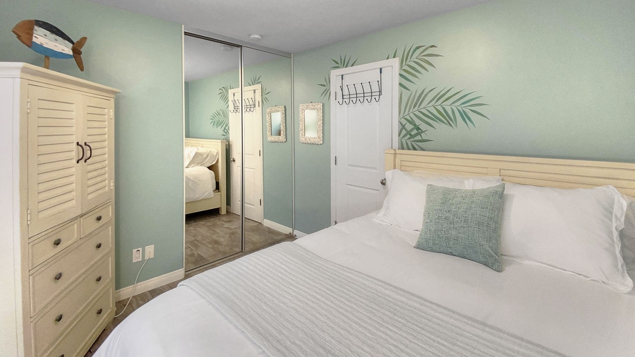 Photo of Bedroom in Mission Beach