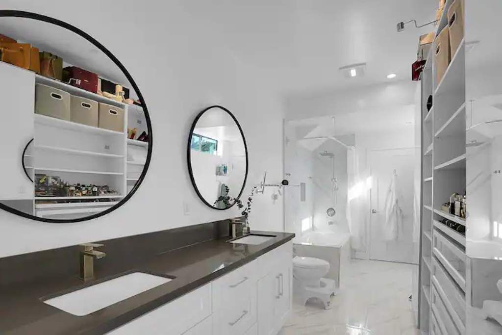 Photo of Bathroom in Elysian Heights