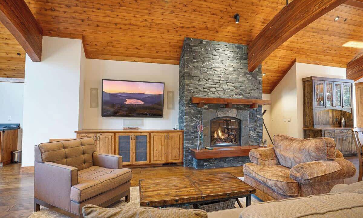 Photo of Livingroom in Lake Forest