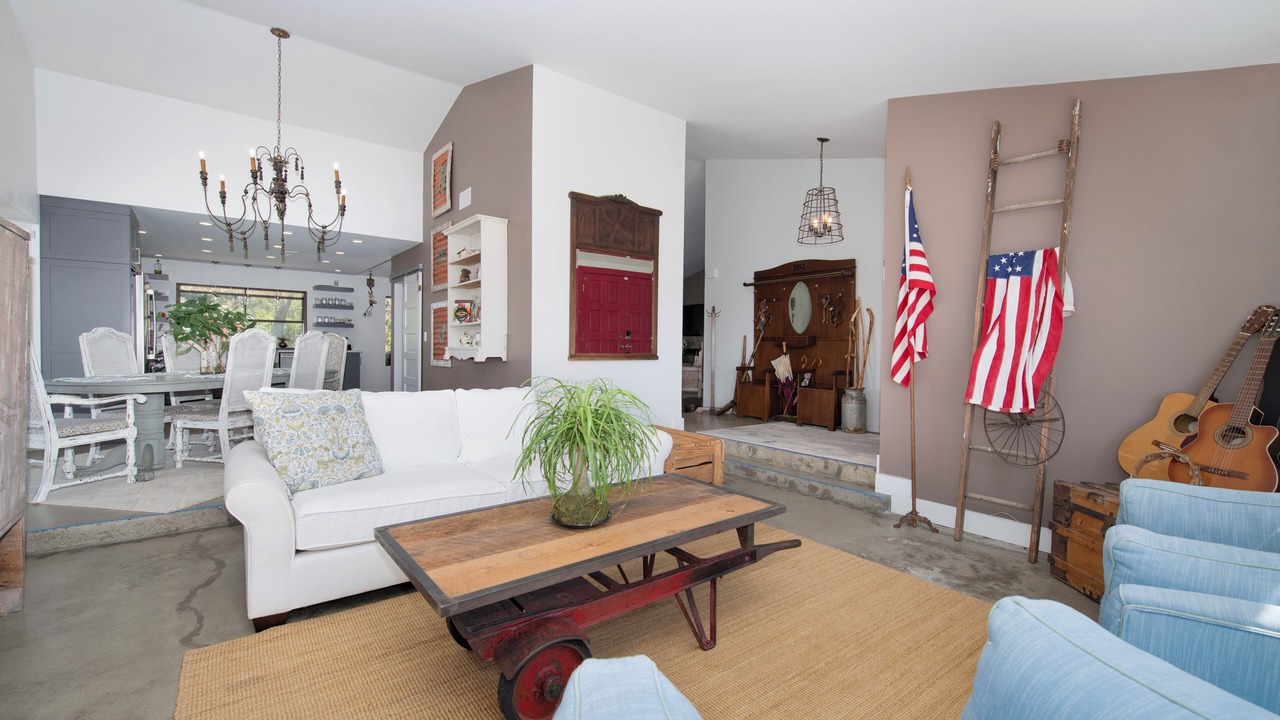 Photo of Livingroom in San Marcos