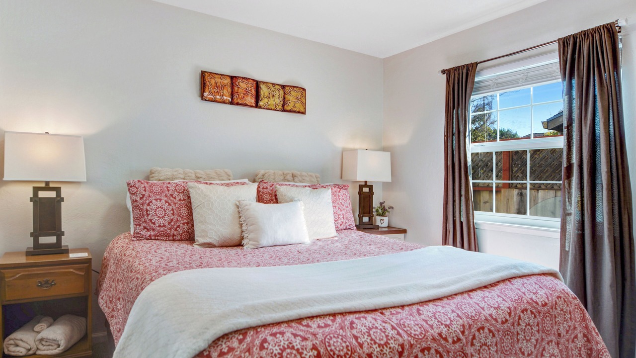 Photo of Bedroom in Boyes Hot Springs