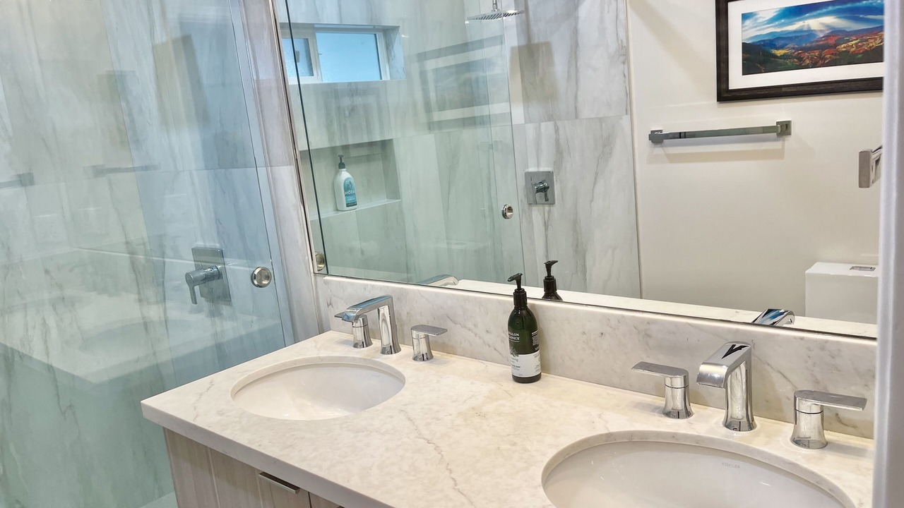 Photo of Bathroom in Northwest San Pedro