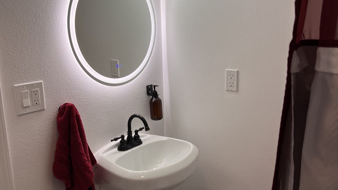 Photo of Bathroom in Shelltown