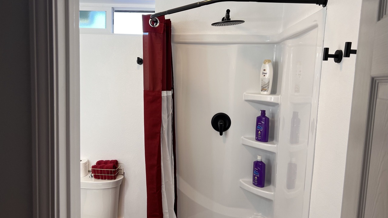 Photo of Bathroom in Shelltown