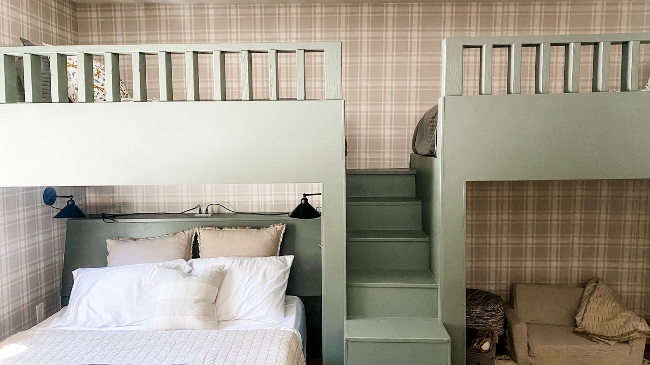 Photo of Bedroom in Wrightwood