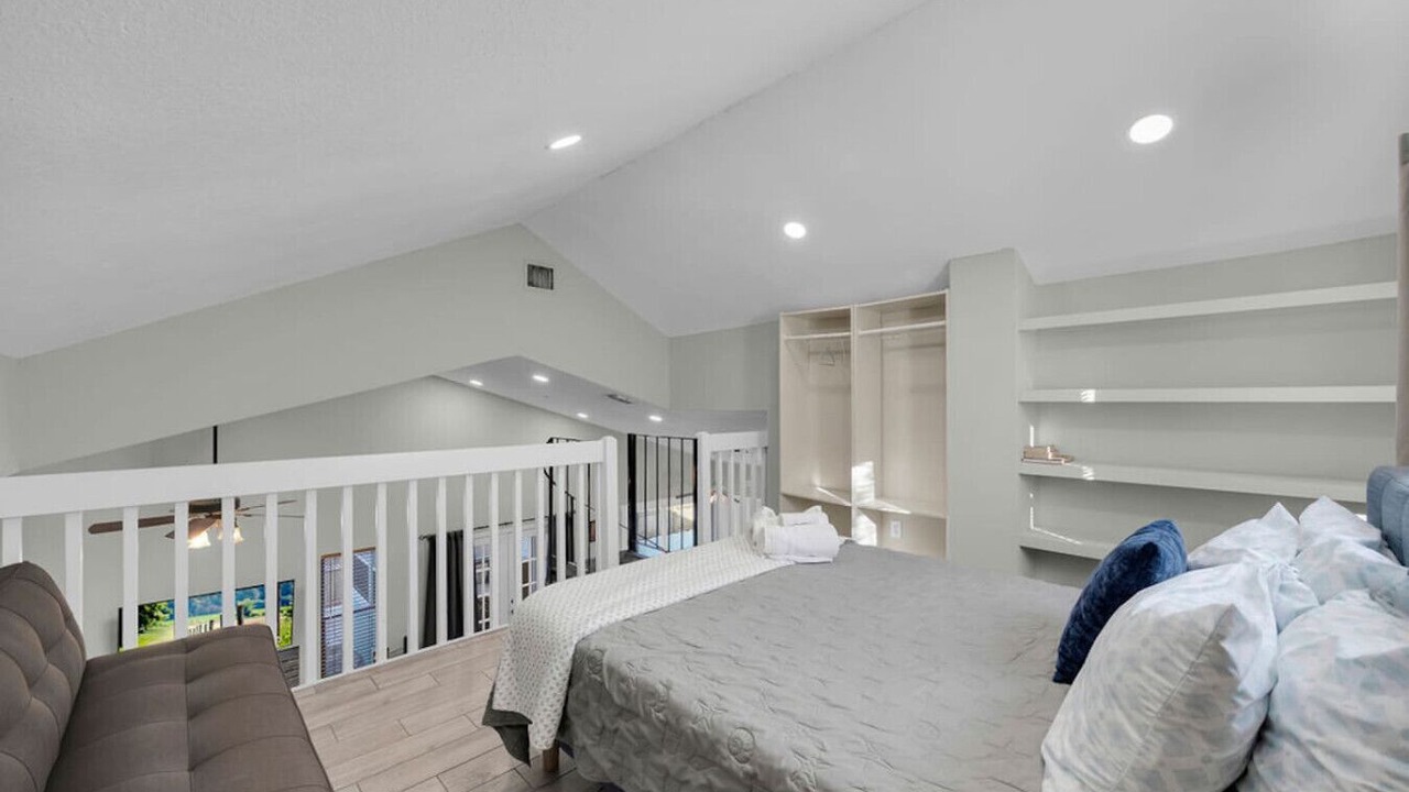 Photo of Bedroom in Dolphin's Cove