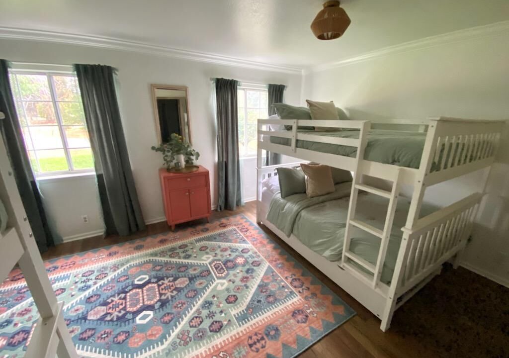 Photo of Bedroom in Junction