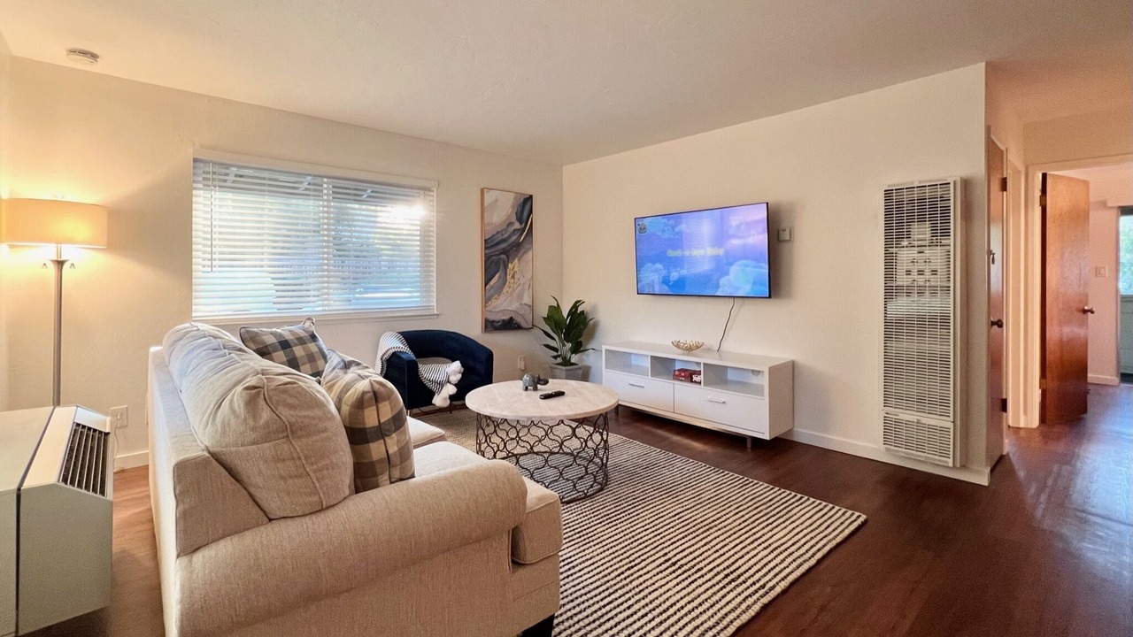 Photo of Livingroom in Lafayette