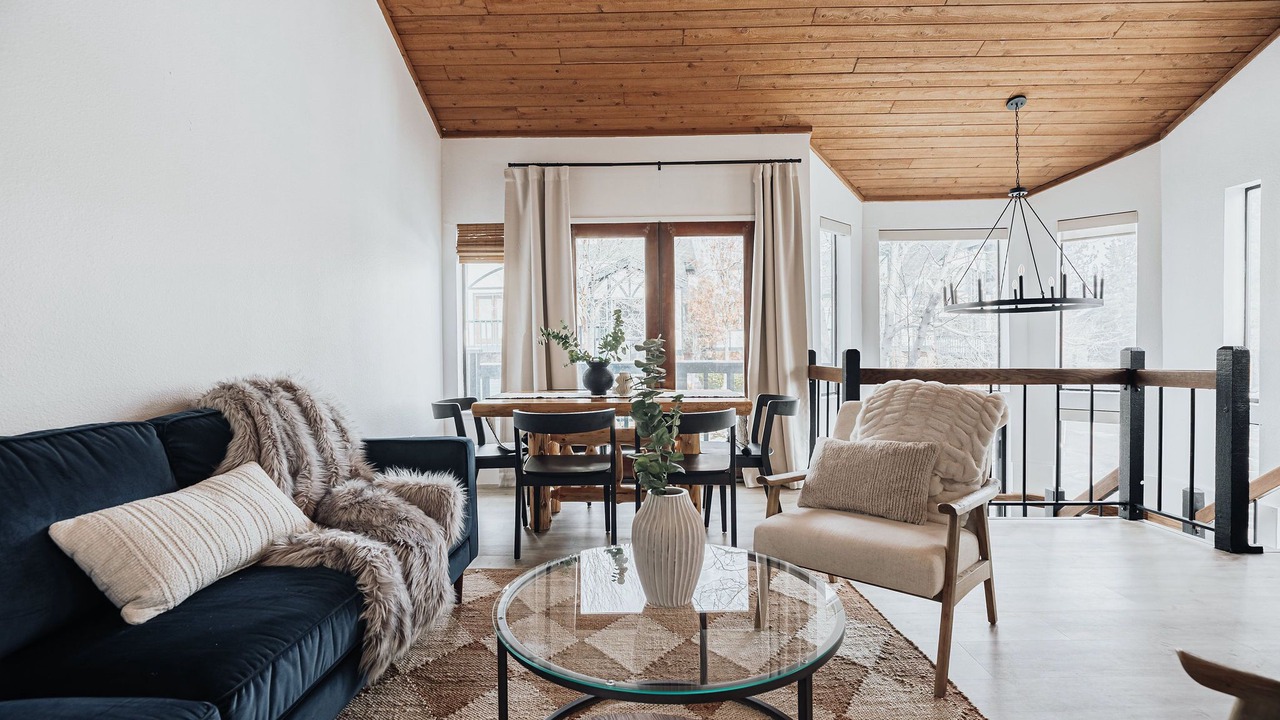 Photo of Livingroom in Big Bear Lake