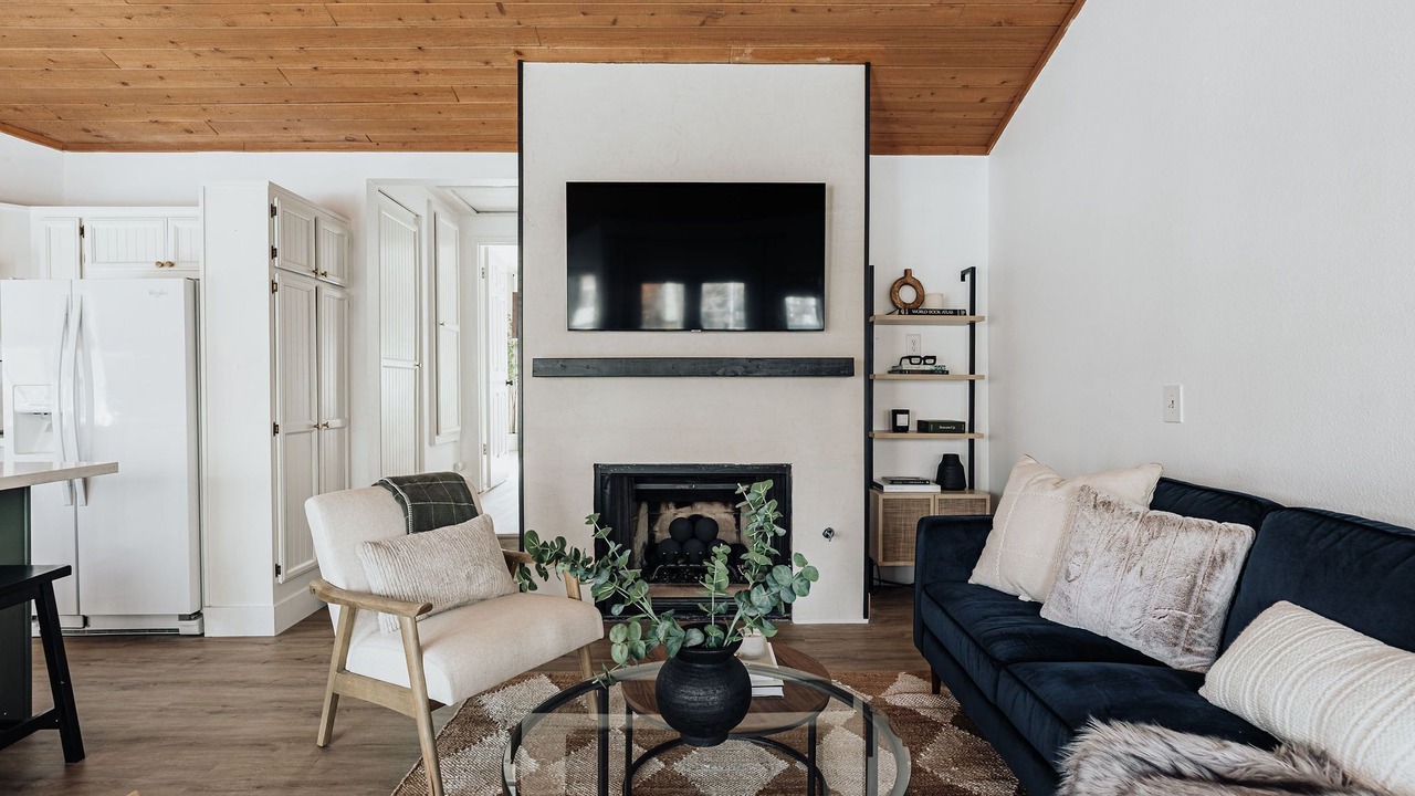 Photo of Livingroom in Big Bear Lake
