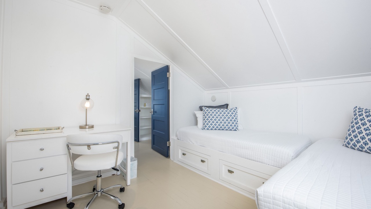 Photo of Bedroom in Toro Canyon
