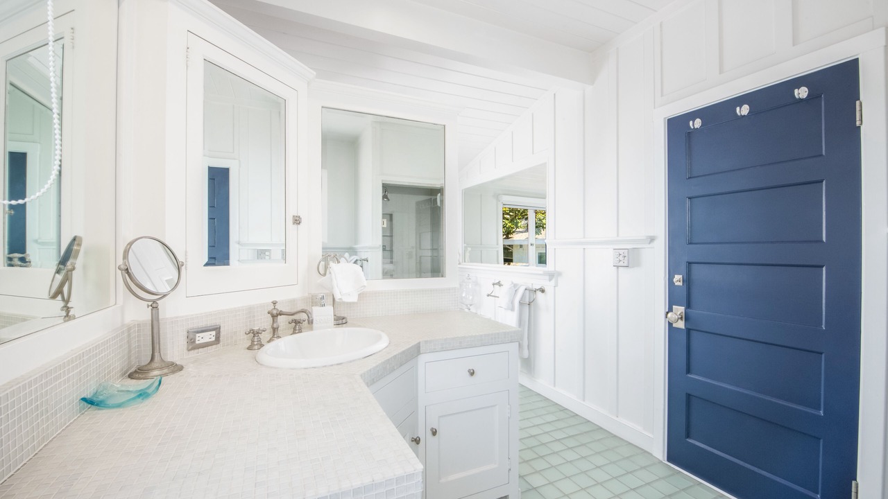 Photo of Bathroom in Toro Canyon