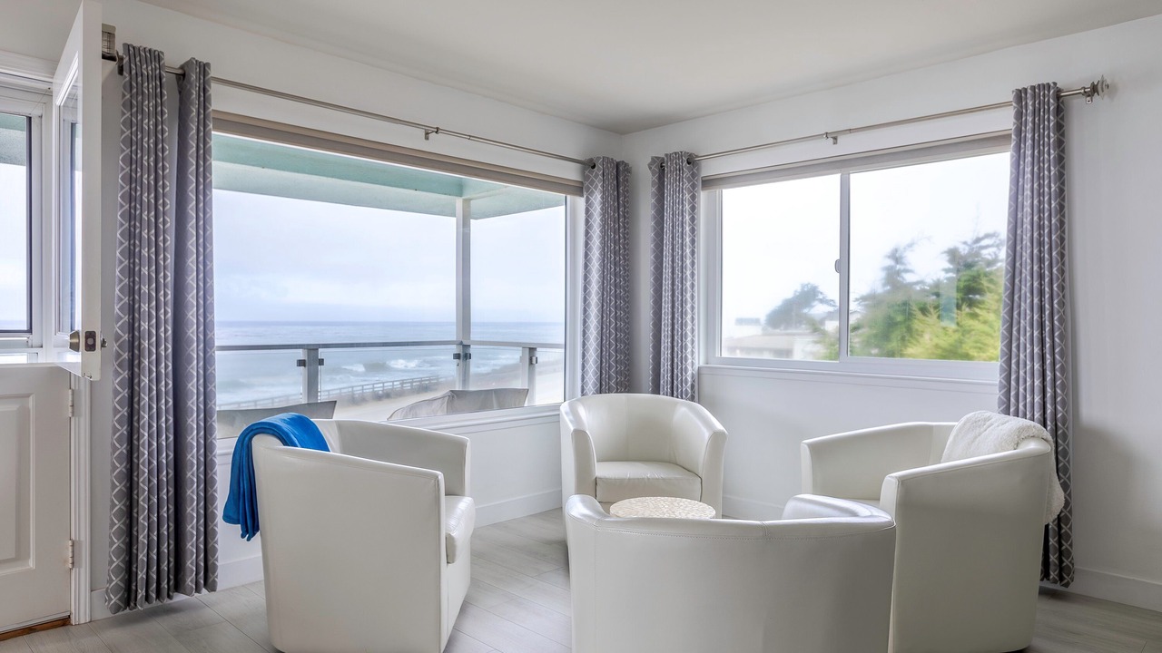Photo of Livingroom in San Simeon