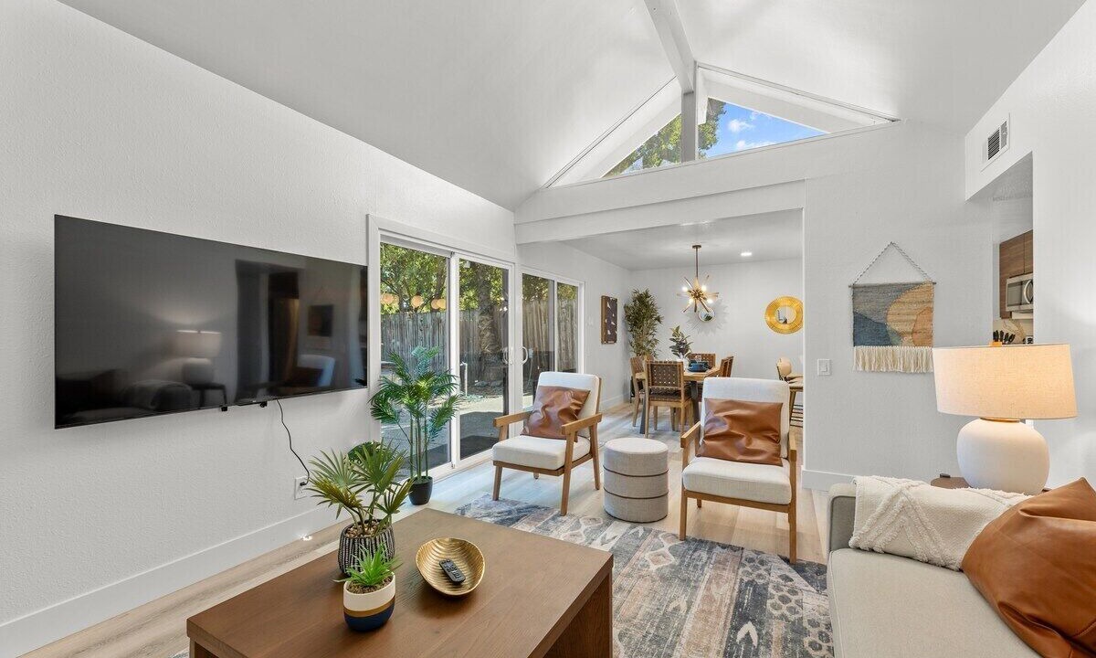 Photo of Livingroom in Carmichael