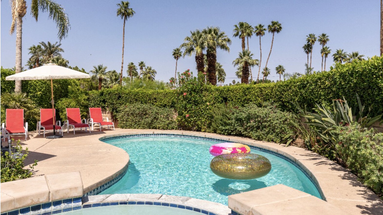 Photo of Outdoor in Warm Sands