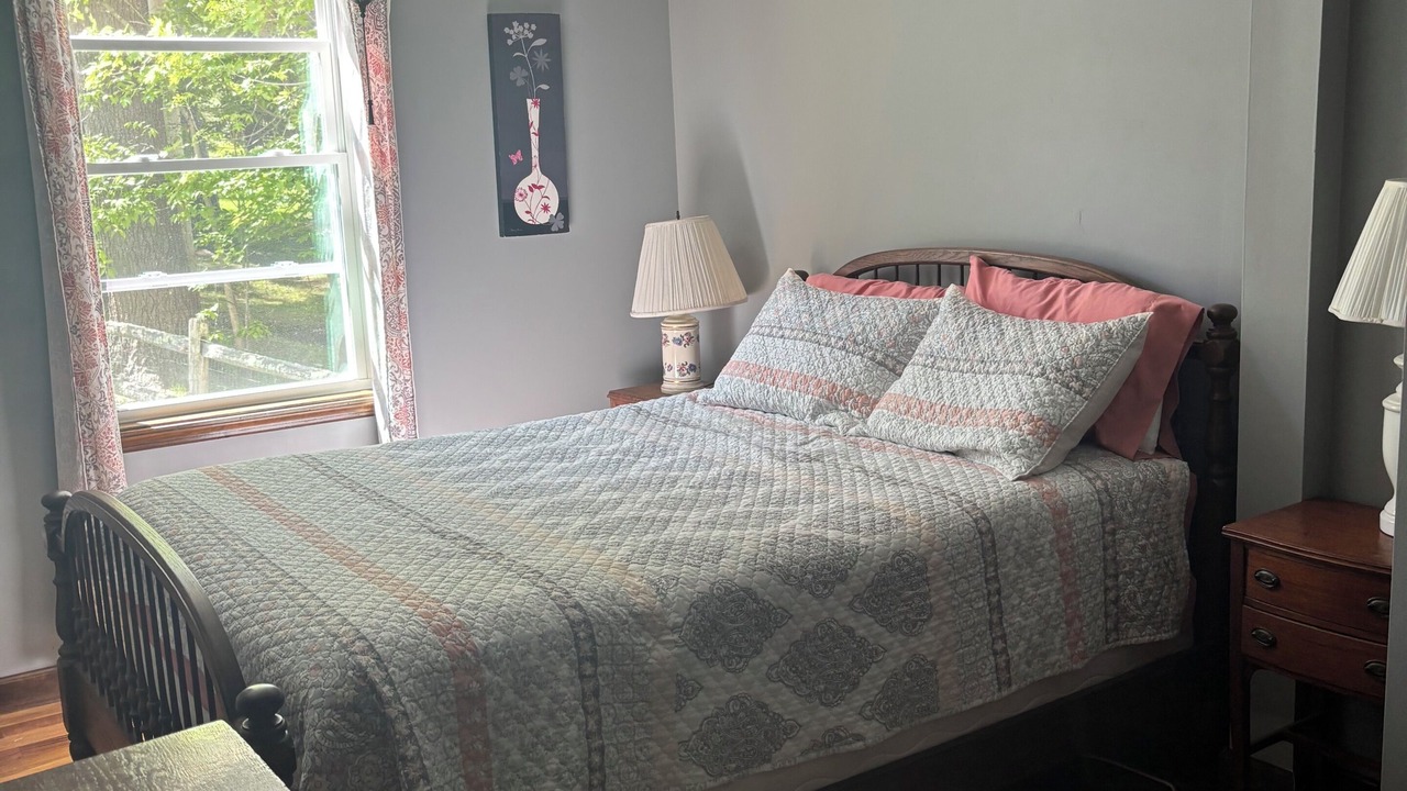 Photo of Bedroom in Castleton