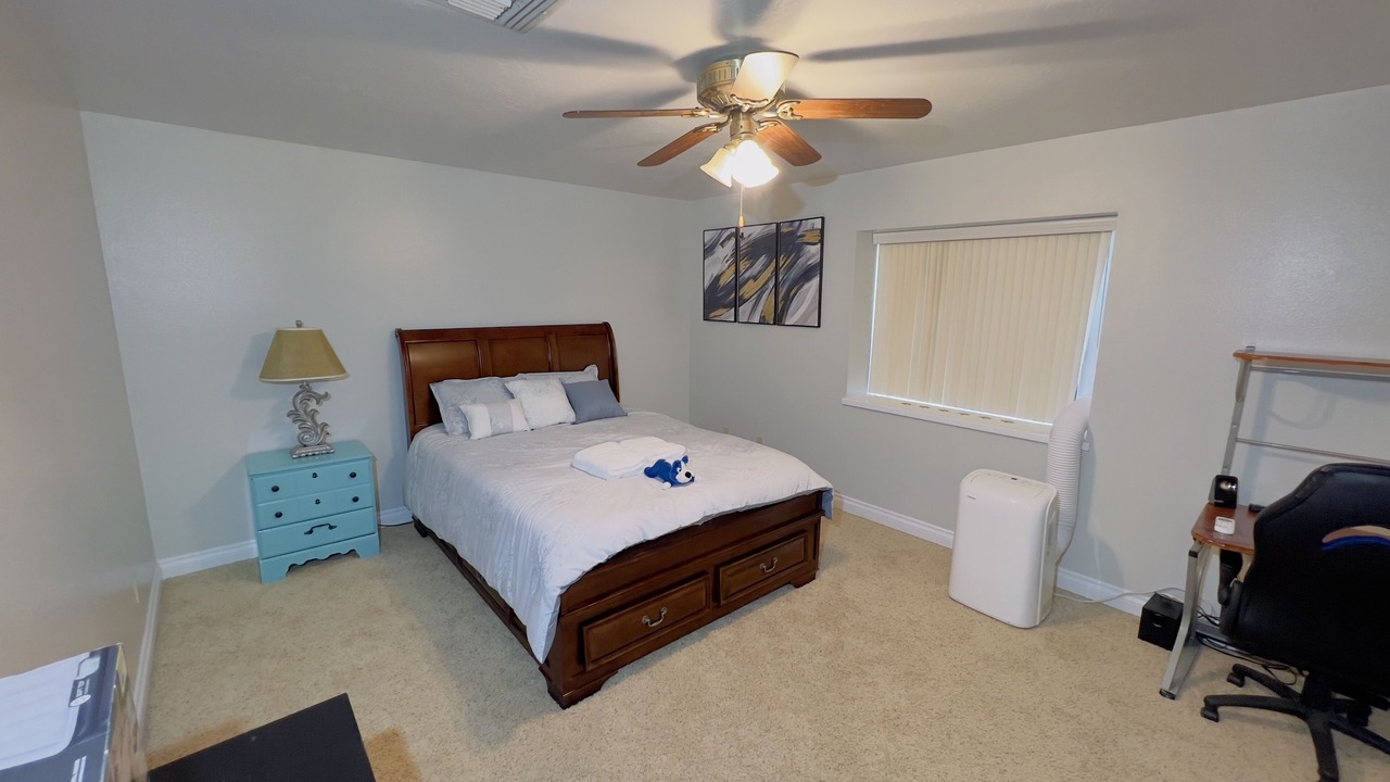 Photo of Bedroom in Ridgecrest