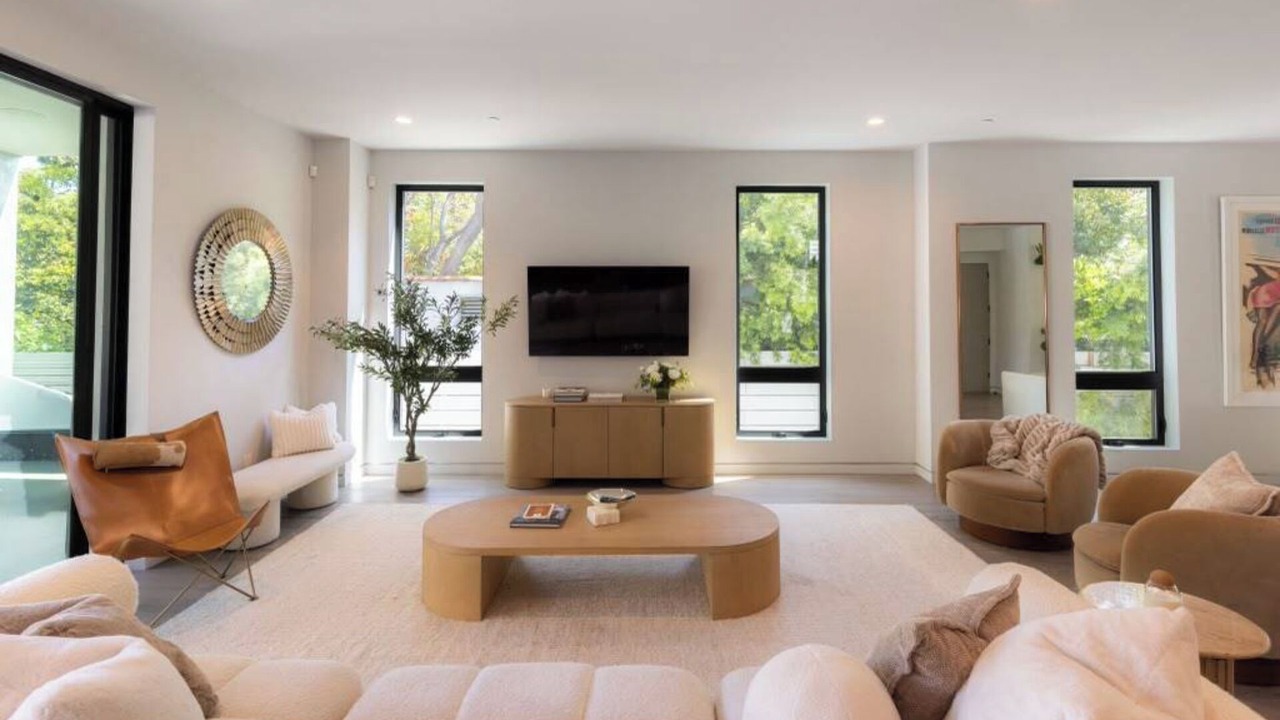 Photo of Livingroom in Hollywood