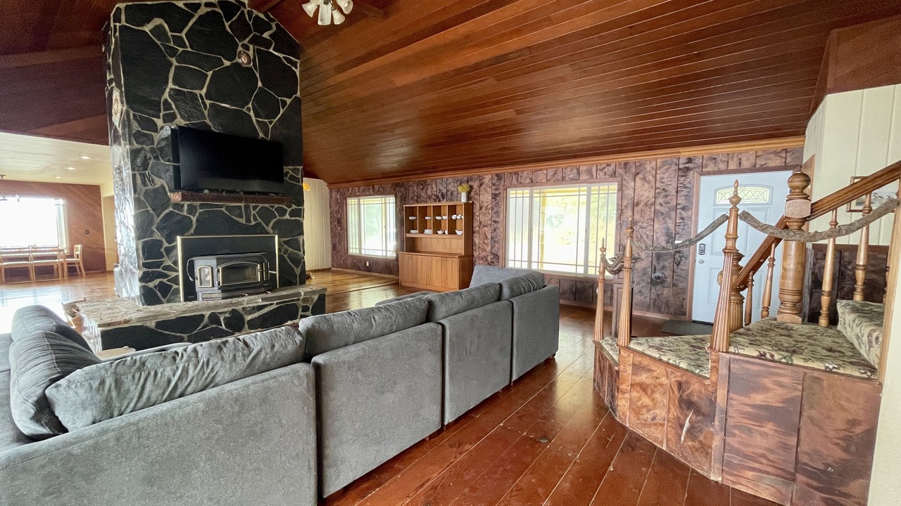 Photo of Livingroom in Klamath