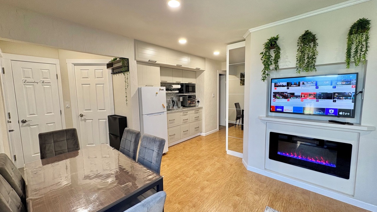 Photo of Livingroom in St. Francis
