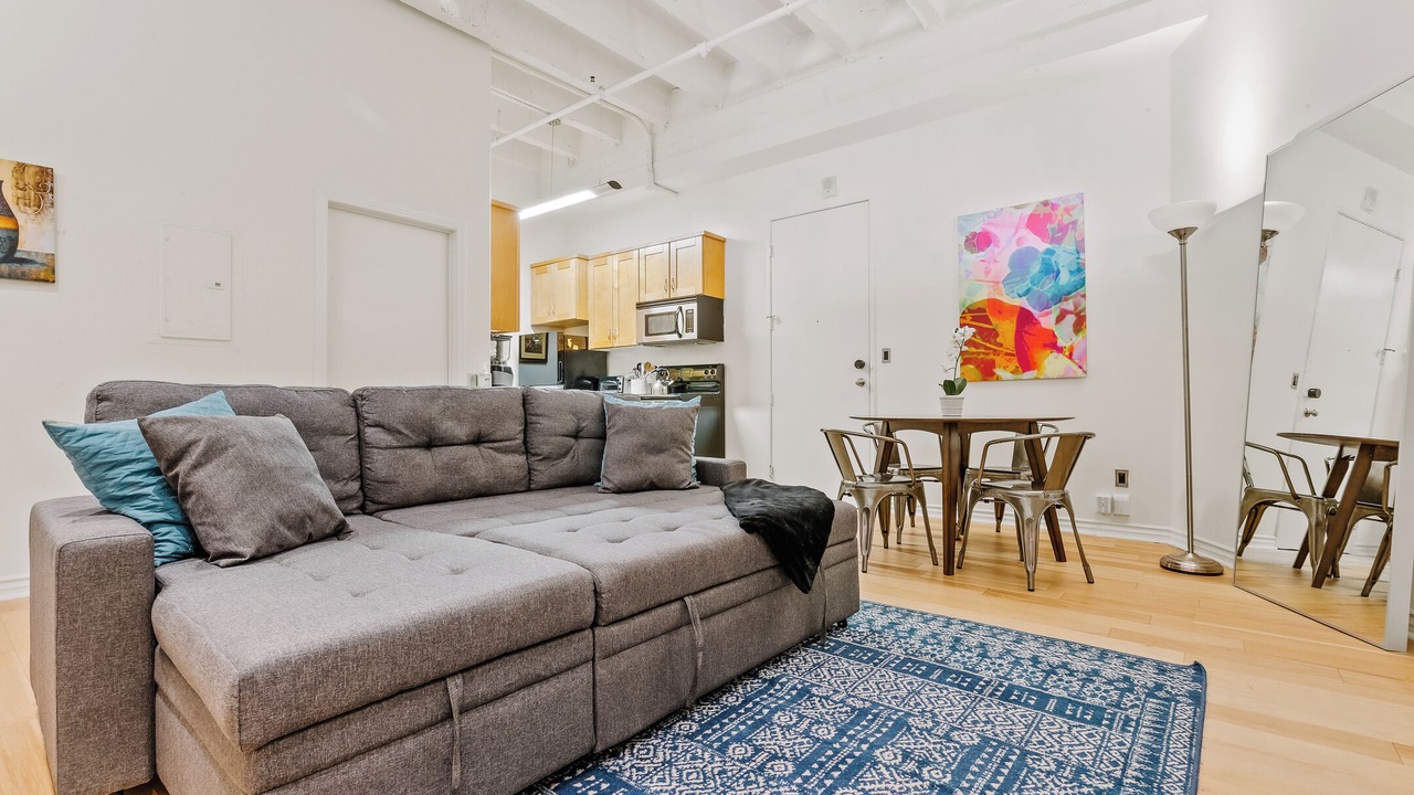 Photo of Livingroom in Historic Core