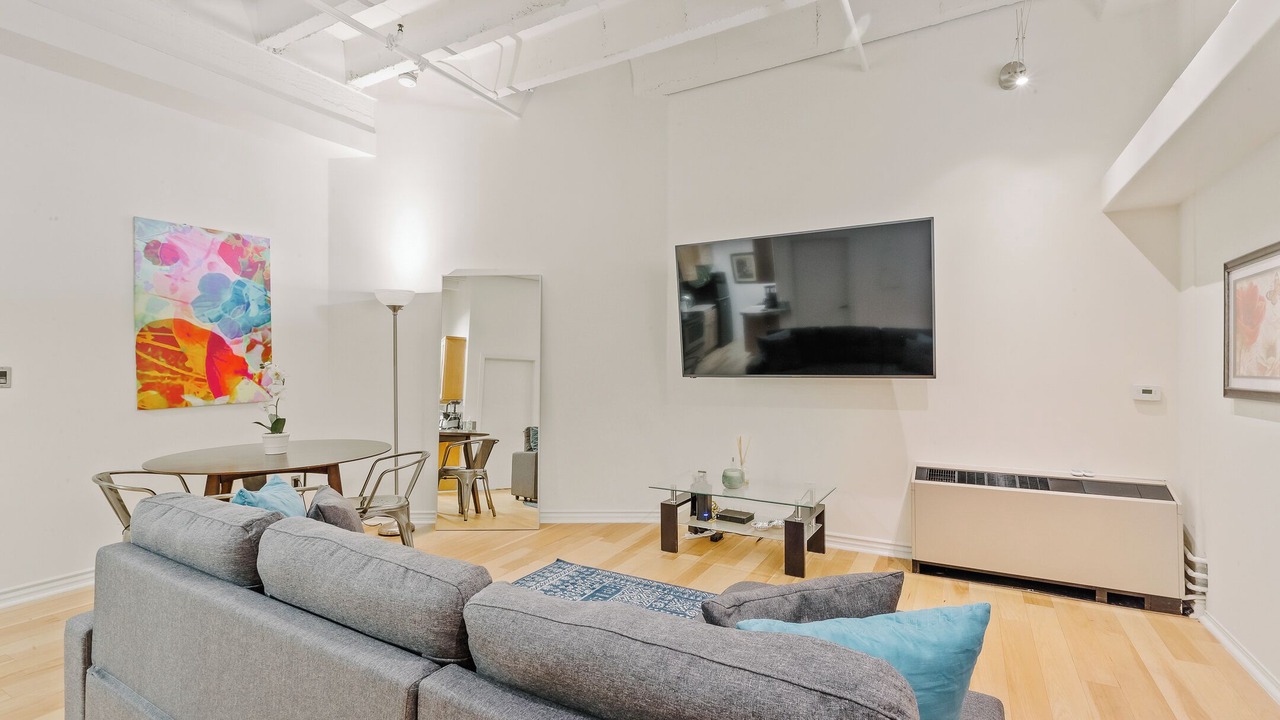 Photo of Livingroom in Historic Core