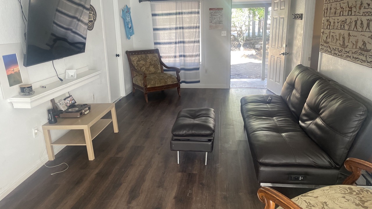 Photo of Livingroom in Springville