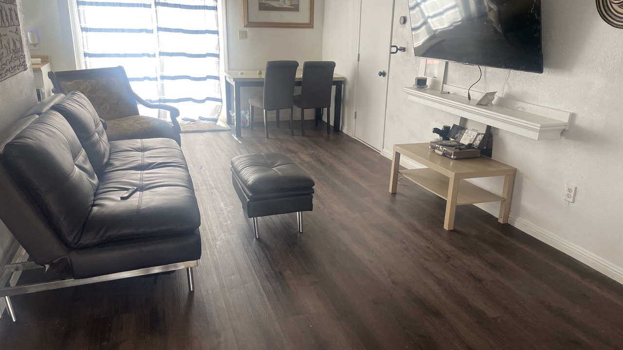 Photo of Livingroom in Springville
