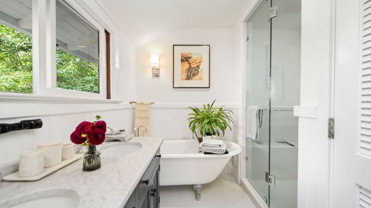 Photo of Bathroom in Montecito