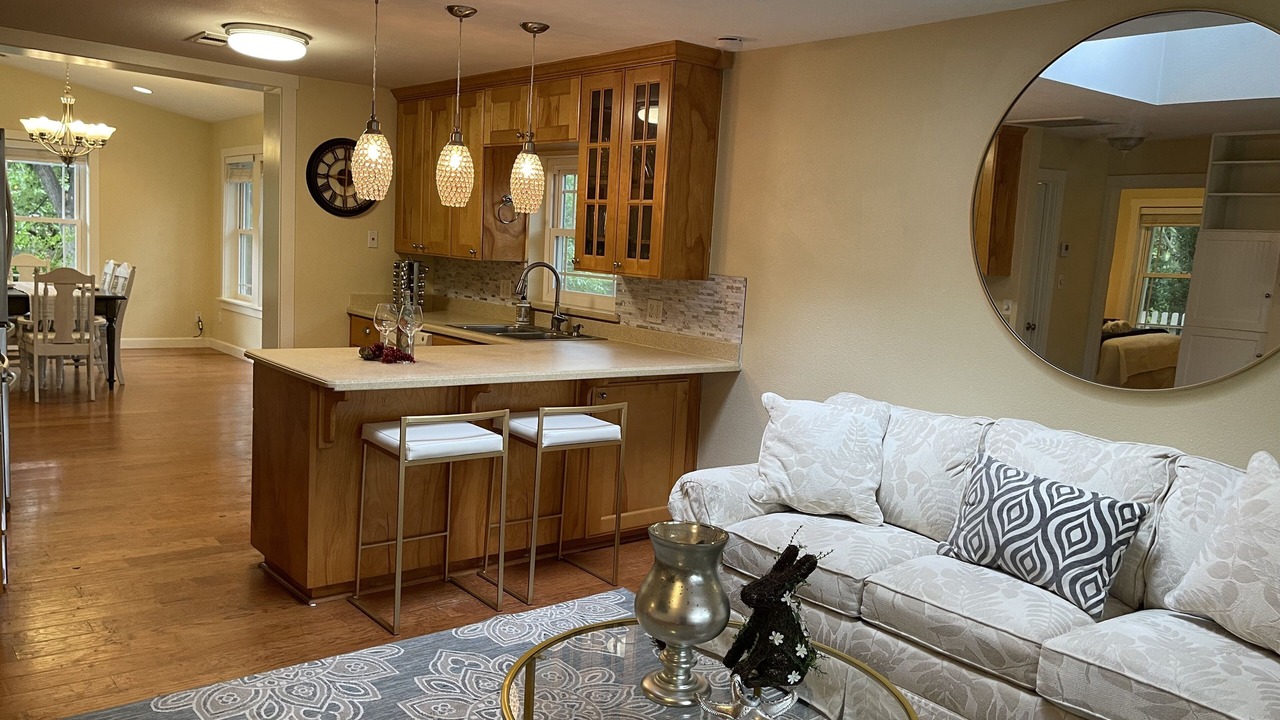 Photo of Livingroom in Red Bluff
