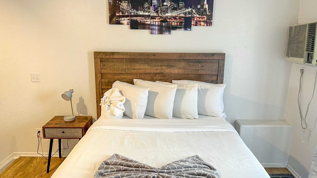 Photo of Bedroom in Cortez Hill