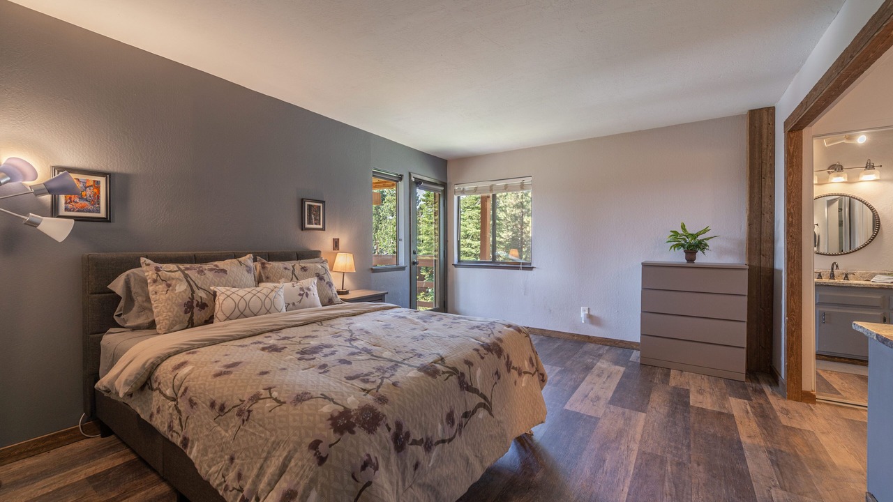 Photo of Bedroom in Ponderosa Palisades