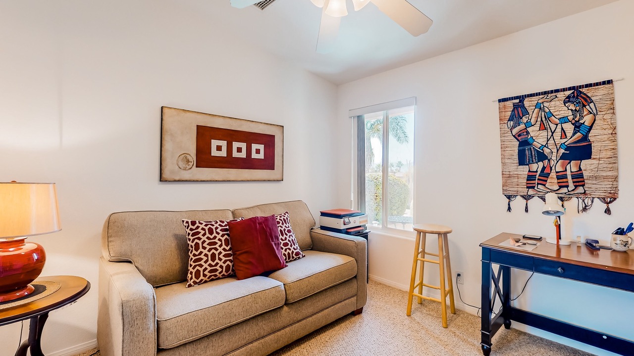 Photo of Livingroom in Desert Hot Springs