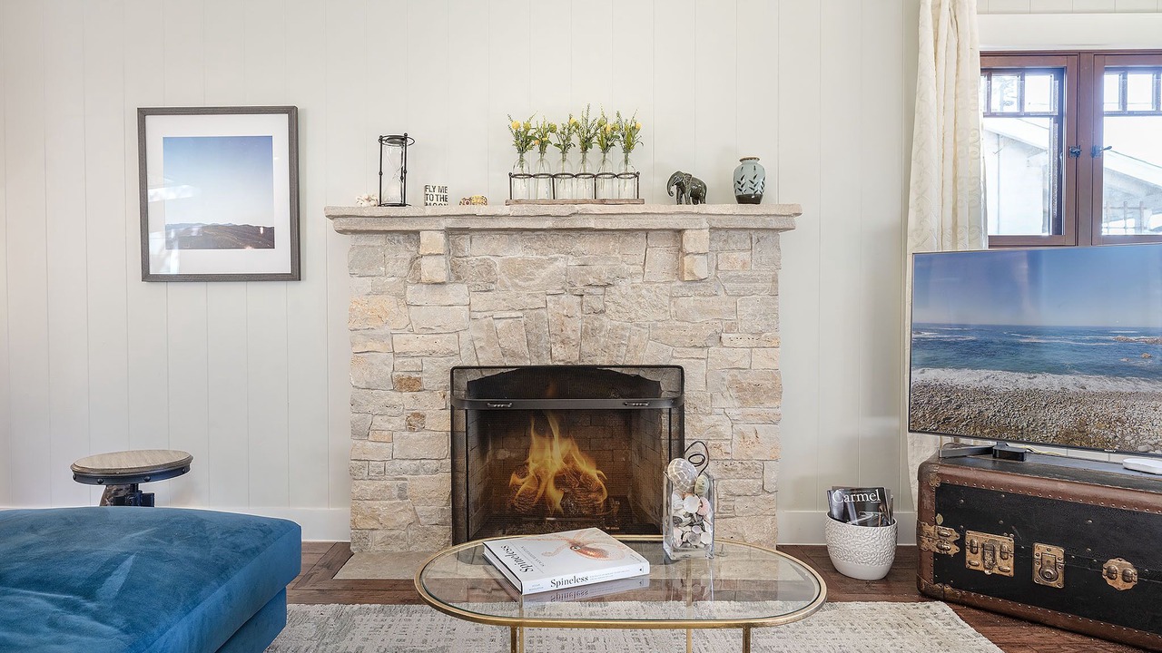 Photo of Livingroom in Northeast Carmel