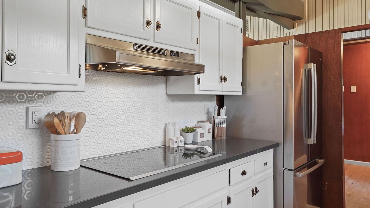 Photo of Kitchen in Southwestern Sacramento